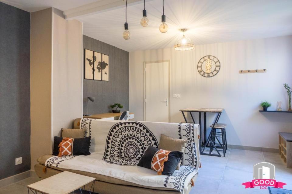 Appartamento La Coquille d'Orléans avec sa cour Esterno foto